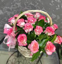 Цветочная композиция из Розы в корзине в Парковом