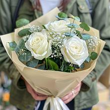 Букет цветов из:  Розы в Парковом