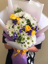 Букет цветов из:  Ирисы, Хризантемы и Розы #REPLACE_PRED# Парковом