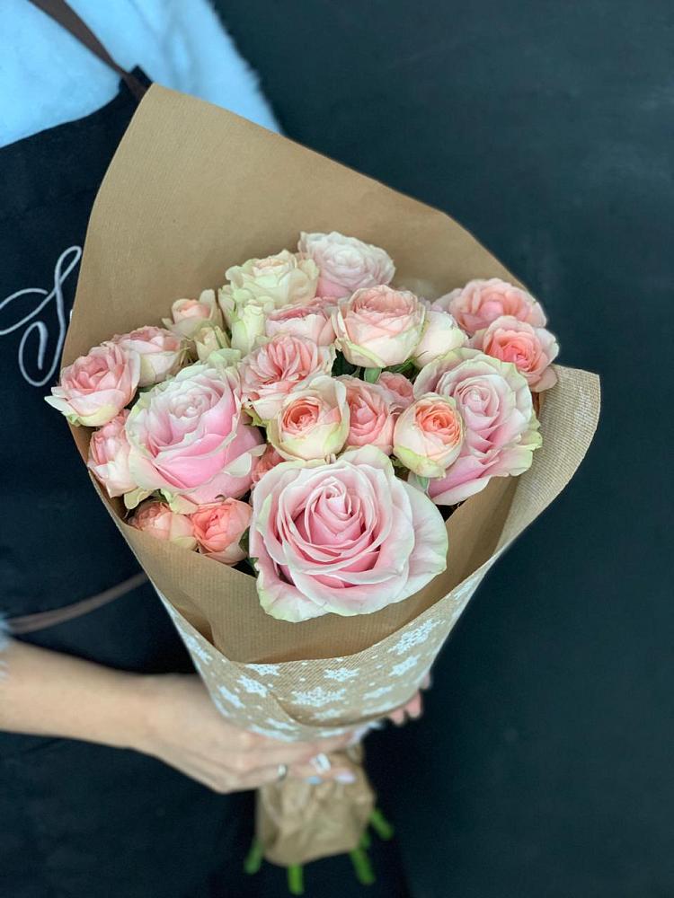 Букет цветов из: Хризантемы и Розы в Парковом