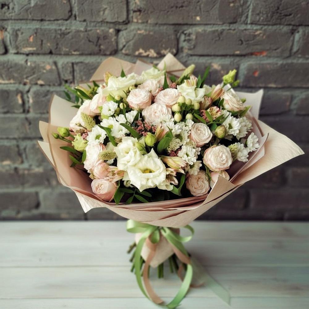 Букет цветов из: Альстромерии, Розы и Хризантемы в Парковом