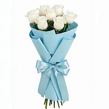 Букет 7 белых роз Проуд в Парковом