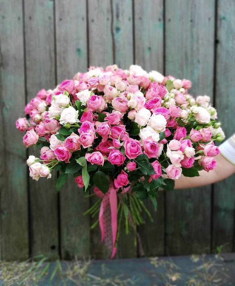 Букет Розовые кустовые розы Натали и Лав Лидия в Парковом