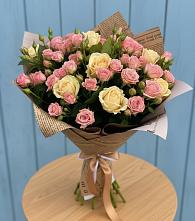 Букет цветов из:  Розы в Парковом
