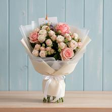 Букет цветов из:  Розы в Парковом