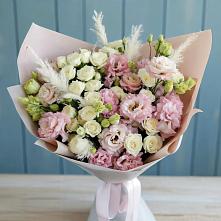 Букет цветов из:  Альстромерии и Розы в Парковом