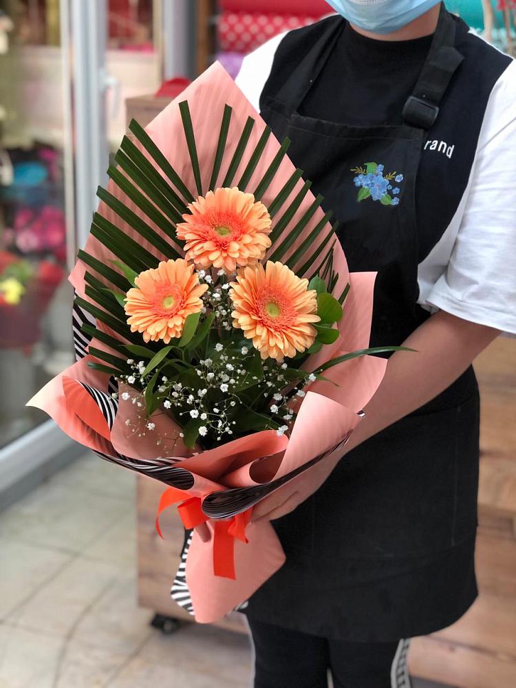 Букет цветов из: Герберы в Парковом