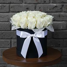 Цветочная композиция из Розы в шляпной коробке в Парковом